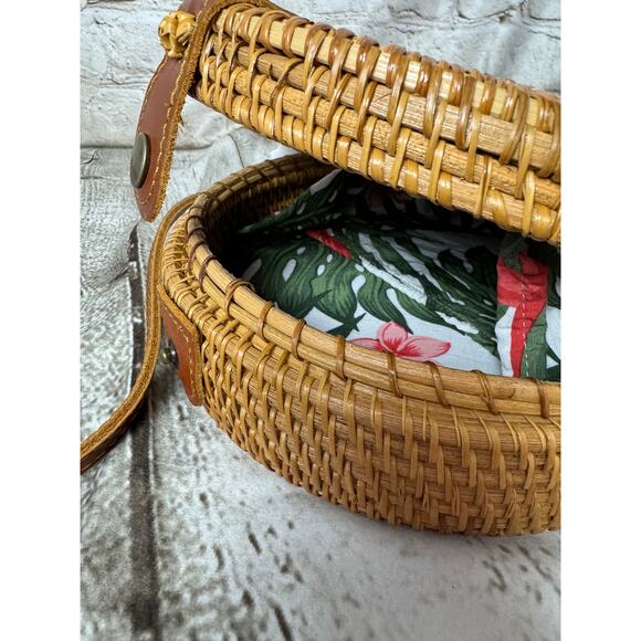 Round Rattan Crossbody Purse - Picture 2 of 7
